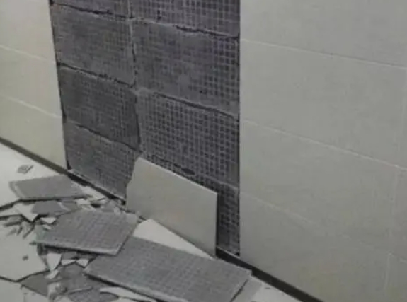 建阳瓷砖空鼓维修公司分享下建阳墙砖松动维修的知识